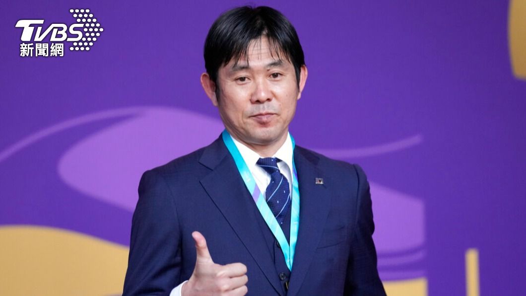 日本隊主教練森保一展現積極面對硬仗的態度。(圖/達志影像美聯社)