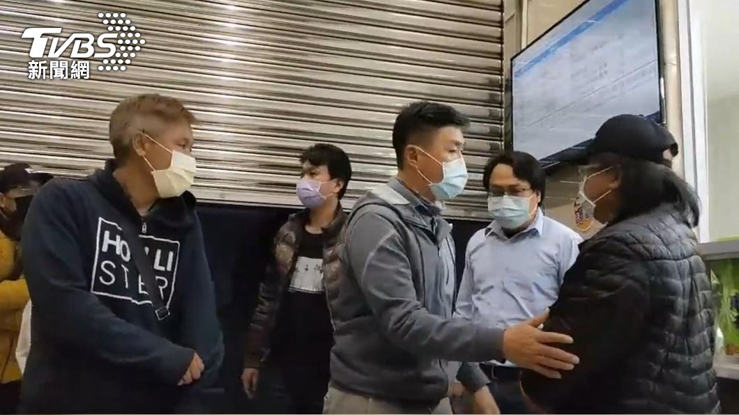 擅改東南水泥拆除計畫 炯德營造、下包商4人交保
