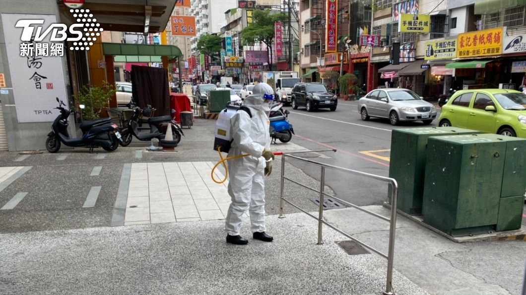 確診人數百例成常態不需疫調匡列? 醫點「一方向」精簡