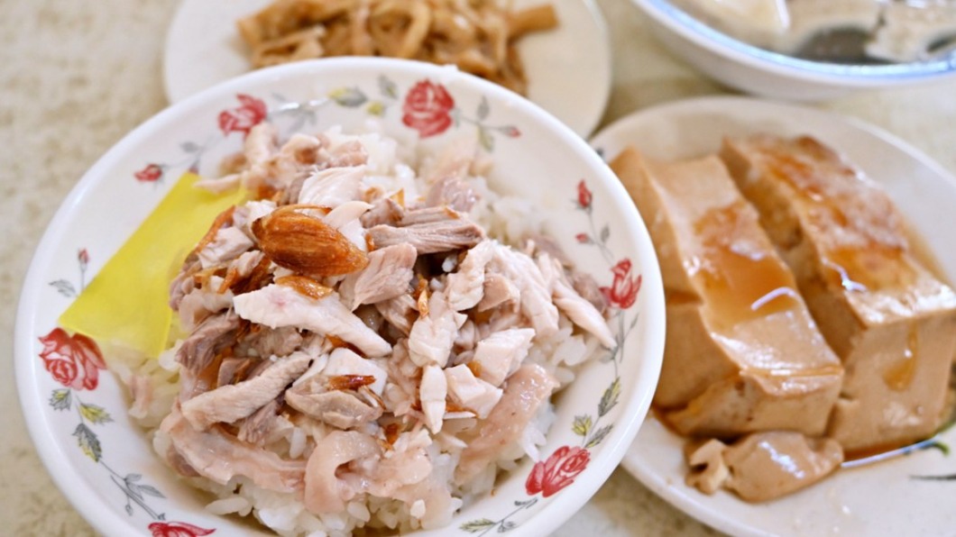 阿溪火雞肉飯的油蔥香氣真的很足。（圖／翻攝自吳大妮的生活筆記本）