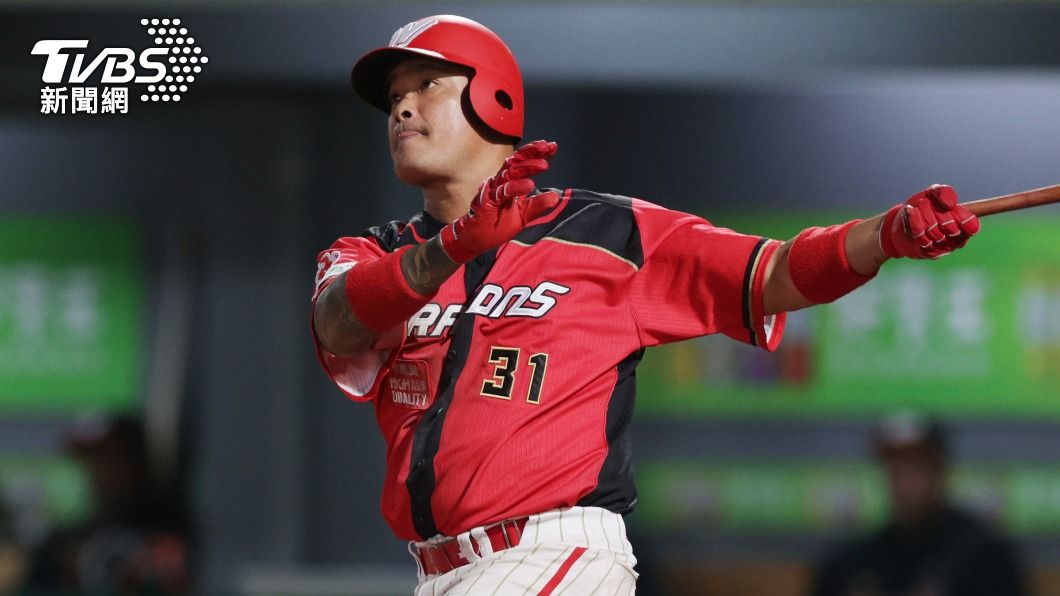 林智勝敲生涯290轟!打破「泰山障礙」獨居全壘打王