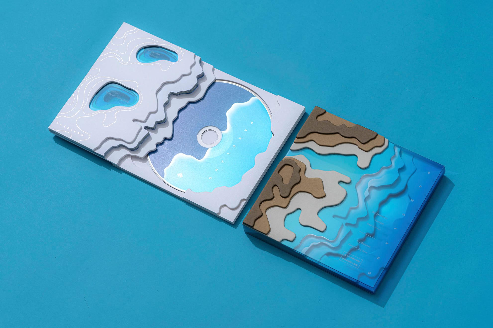 《八歌浪Pakelang》專輯。(圖/翻攝自臉書「然點設計工作室 Spread Design Studio」)