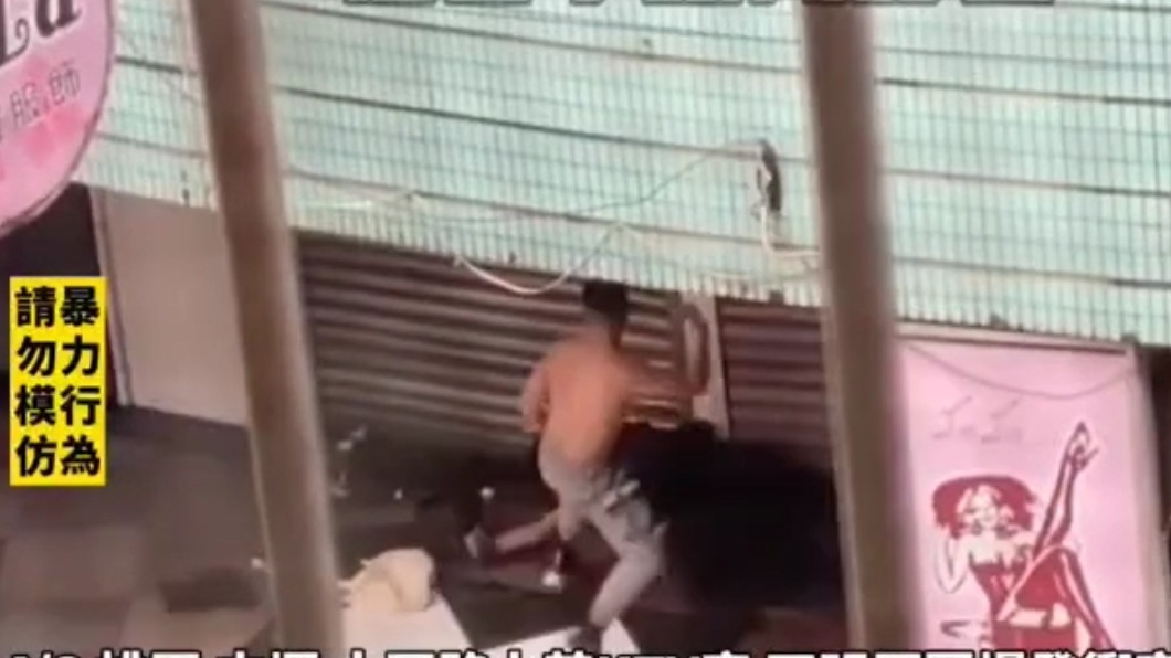 騎樓變擂台!發酒瘋砸KTV被阻 醉男竟爆打同行友人