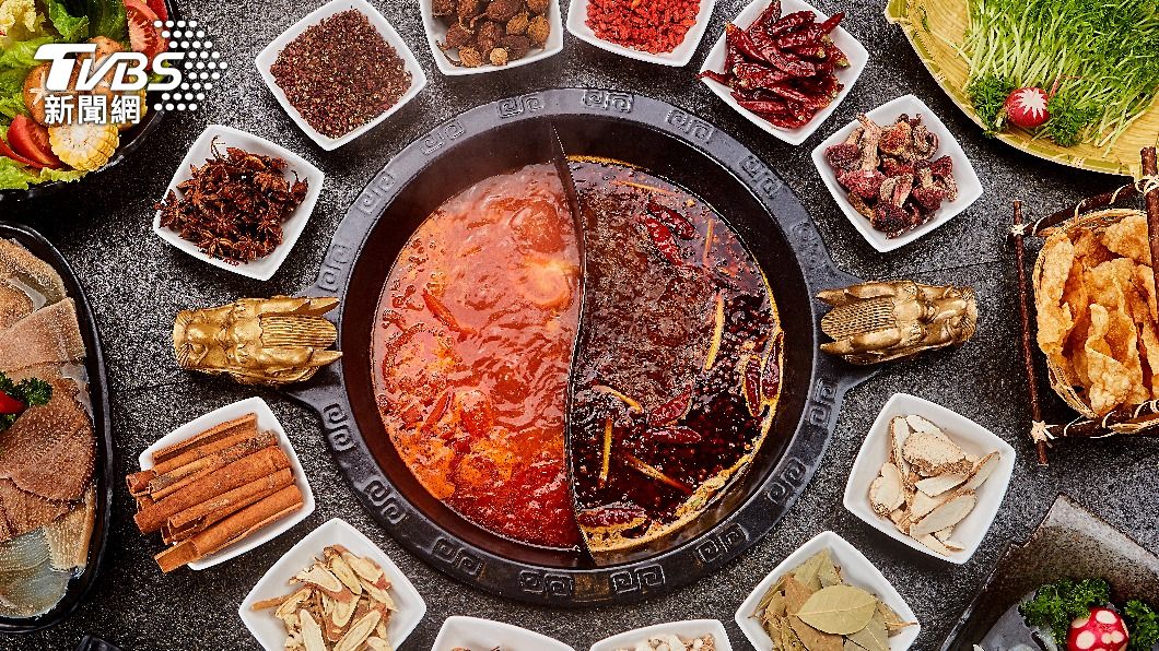 天秤座可以找附近有火鍋店、燒烤店的投注站。（示意圖／shutterstock 達志影像）