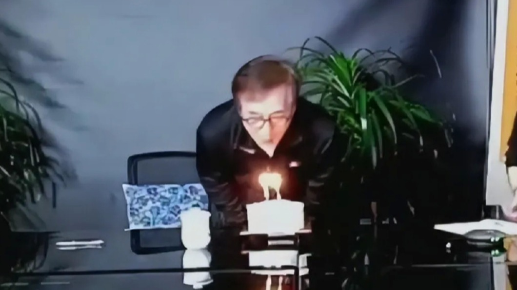 成龍許願希望疫情過去。(圖/翻攝自微博)