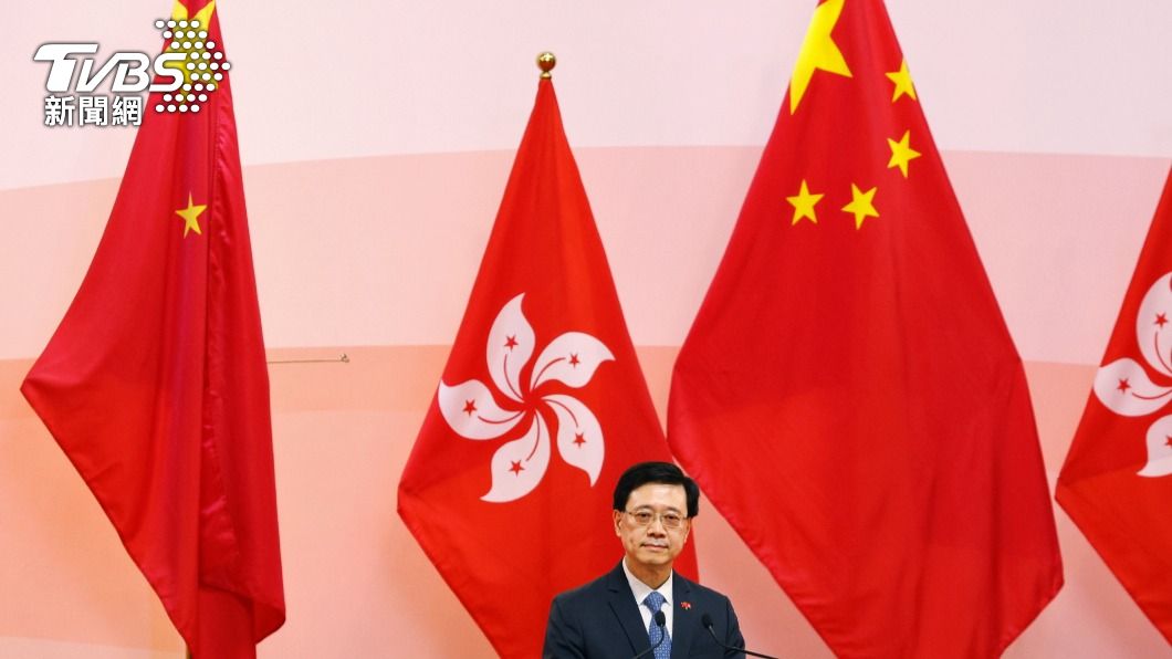 李家超請辭獲准 已組班底準備參選香港特首