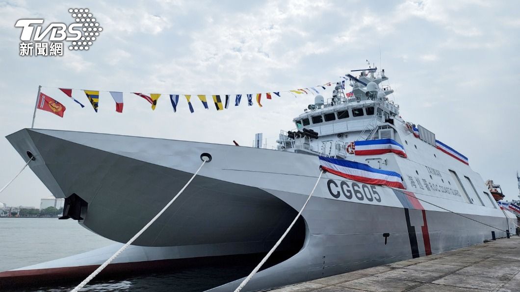 海巡600噸級「旗津艦」交船 「八里艦」命名下水