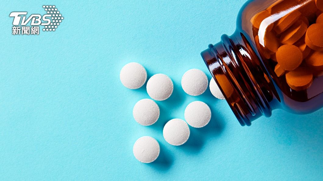抖腳可透過藥物改善。（示意圖／shutterstock達志影像）