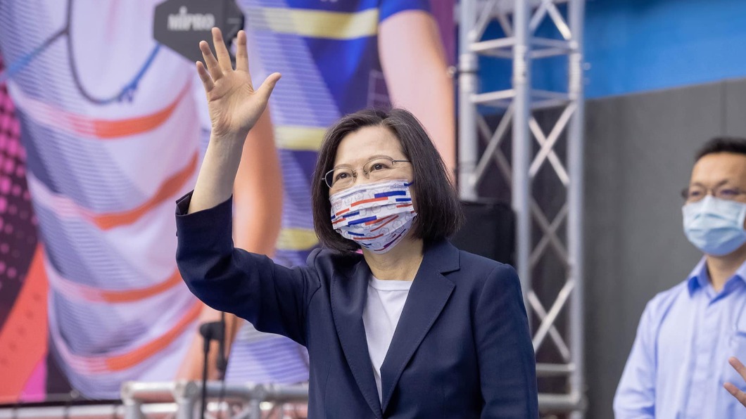 蔡英文居隔首日自曝健康狀況　籲全民動員陪長輩接種疫苗