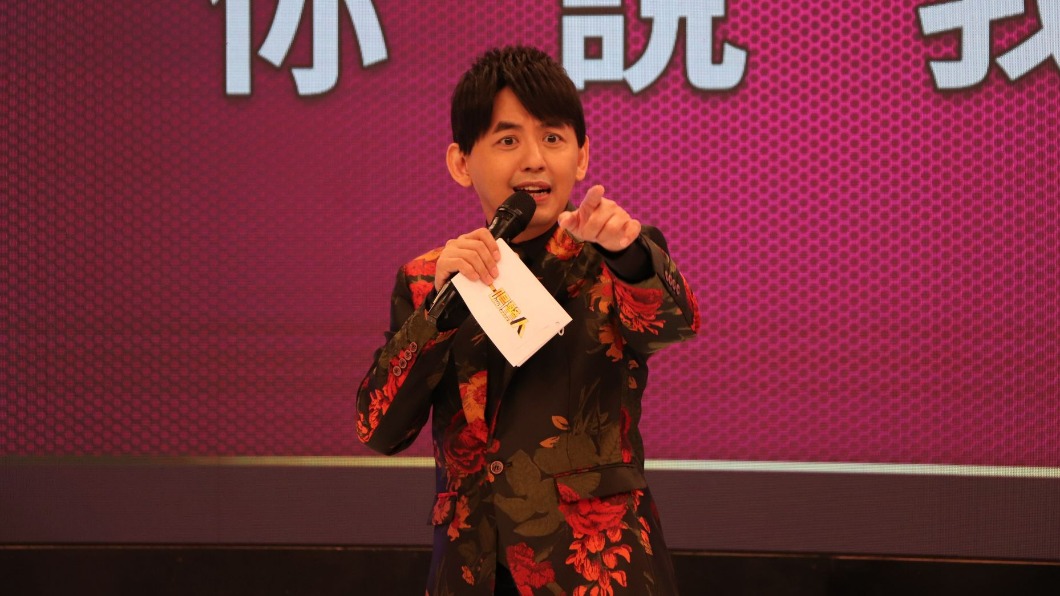 黃子佼在節目中被國中女學生示愛。（圖／中天提供）