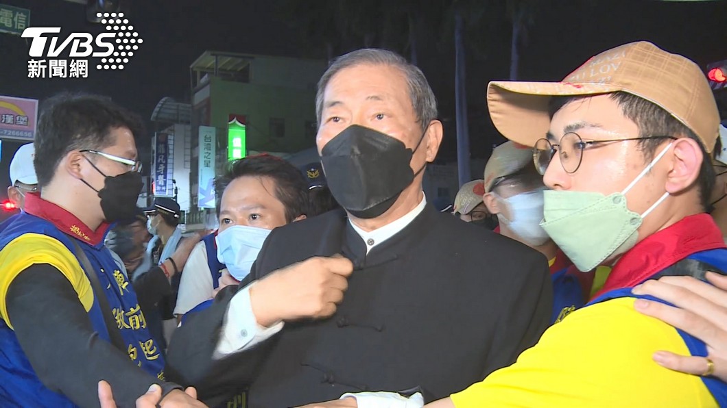 白狼率統促黨搶轎爆衝突 徐國勇:使用暴力媽祖不會保佑