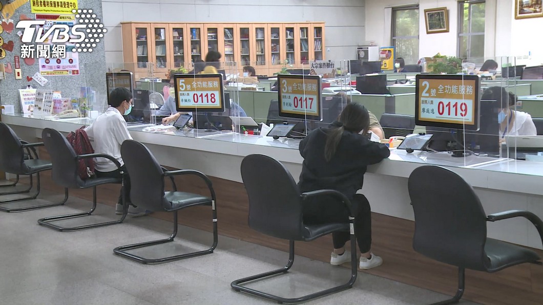 學者表示，我國2021年、2022年已連續2年，總稅收都超出預算4000億元以上。（示意圖／TVBS資料畫面）