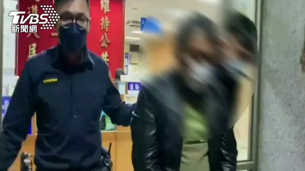 犯嫌當時被警方移送。(圖/TVBS資料畫面)