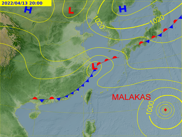 今(13)日晚鋒面逐漸接近。(圖/氣象局)