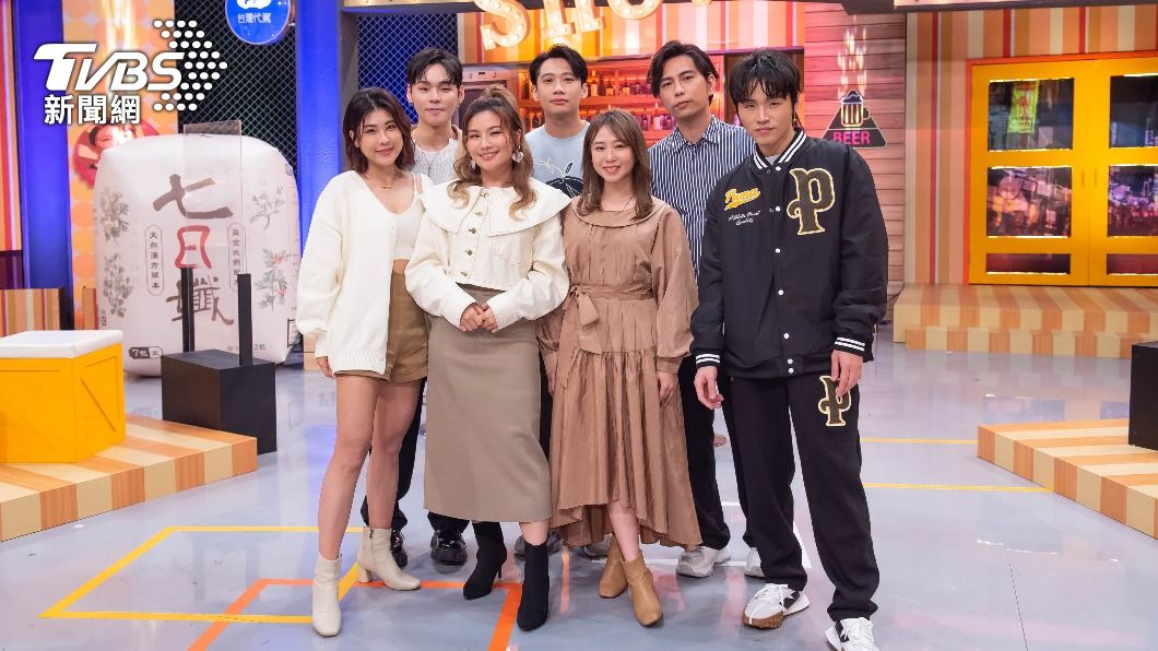 「這群人」登上TVBS《11點熱吵店》。（圖／TVBS）