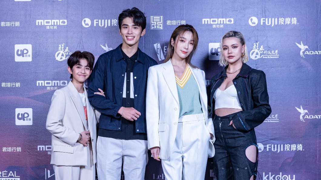 左起廖妹仔、王品澔、蔡淑臻、裴頡出席璀璨之星報名起跑記者會。(圖/伊林娛樂提供)