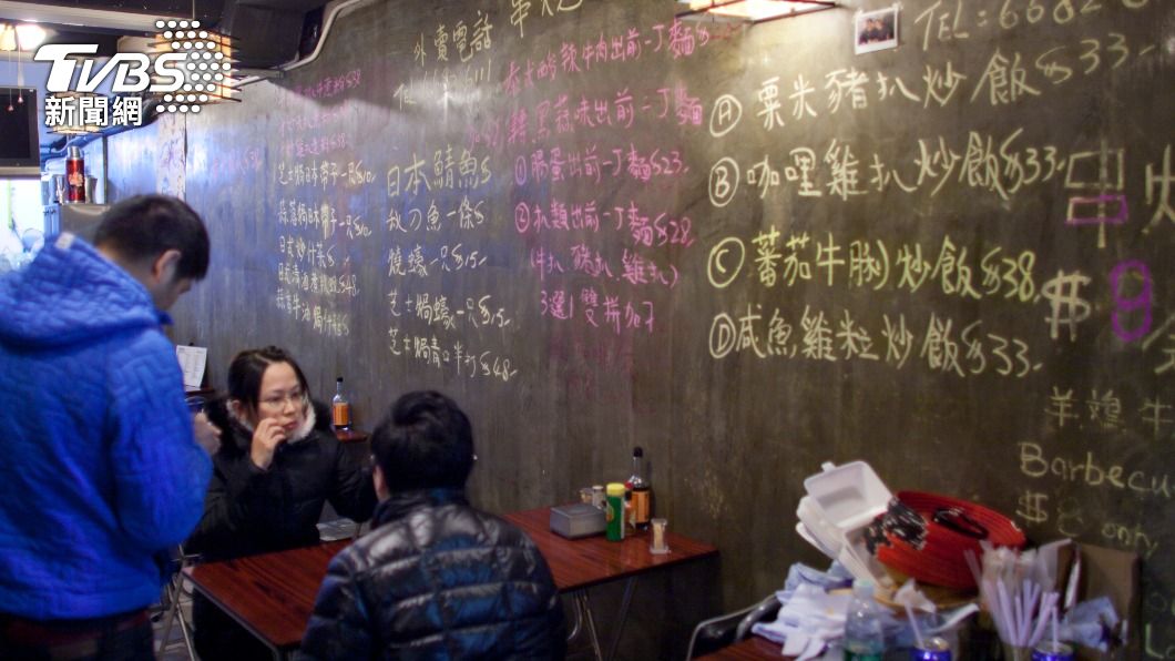 香港餐館恢復內用。(圖/達志影像美聯社)