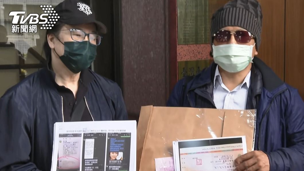 澎恰恰「清償小組」辦公室按鈴申告佩真。(圖/TVBS)