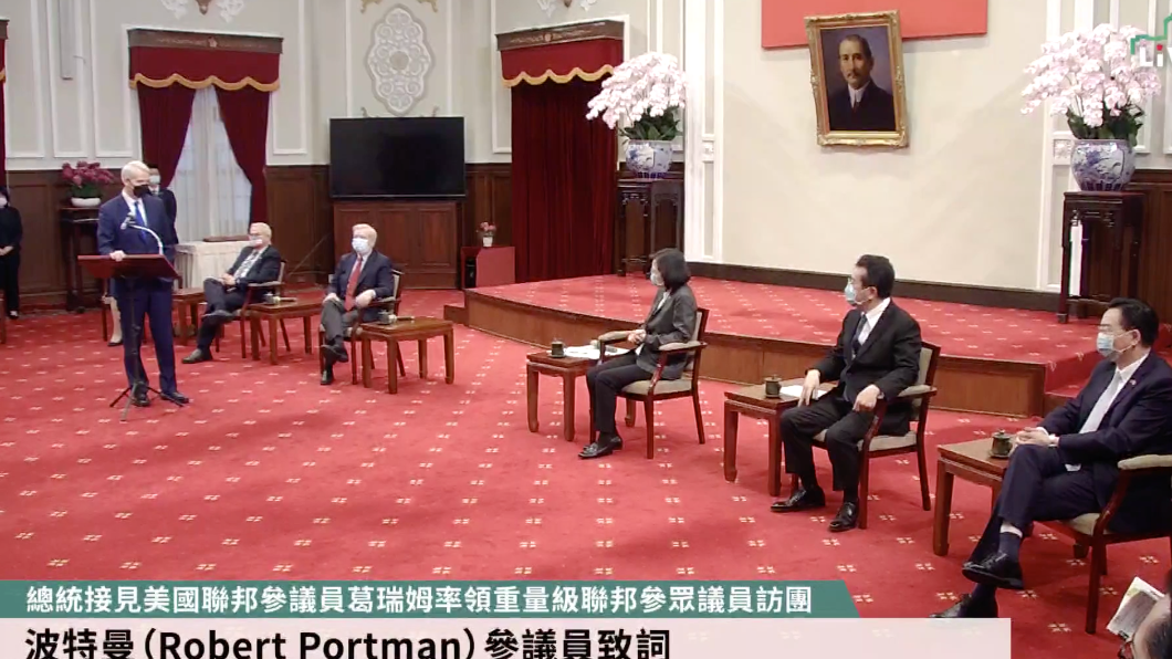 總統蔡英文今接見美國聯邦參議員葛瑞姆。(圖/翻攝蔡英文臉書)