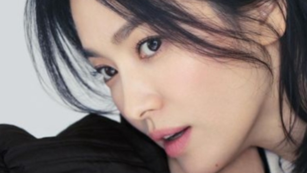 圓臉、有顴骨的人，瀏海長度不建議短過顴骨。（圖／翻攝自宋慧喬 IG）