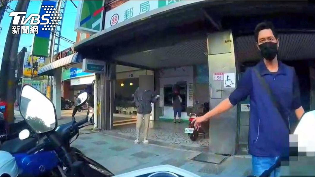 誆單純男大生「博客來誤升級需操作ATM取消」　休假警揪詐