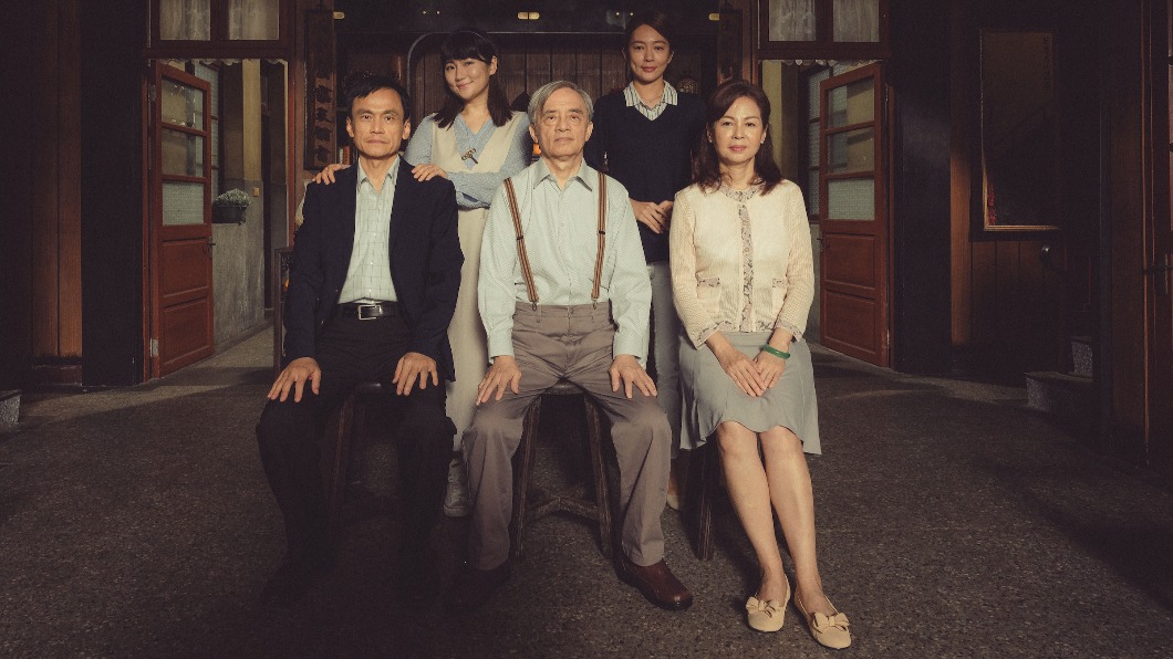 《頭七》一家人合影的照片在片中卻成為令觀眾發毛的素材。(圖/皮諾丘電影提供)