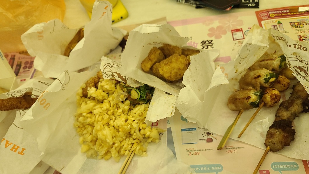 學起來!妹子點鹽酥雞「嘴甜要蒜多」 老闆見2字加到爆
