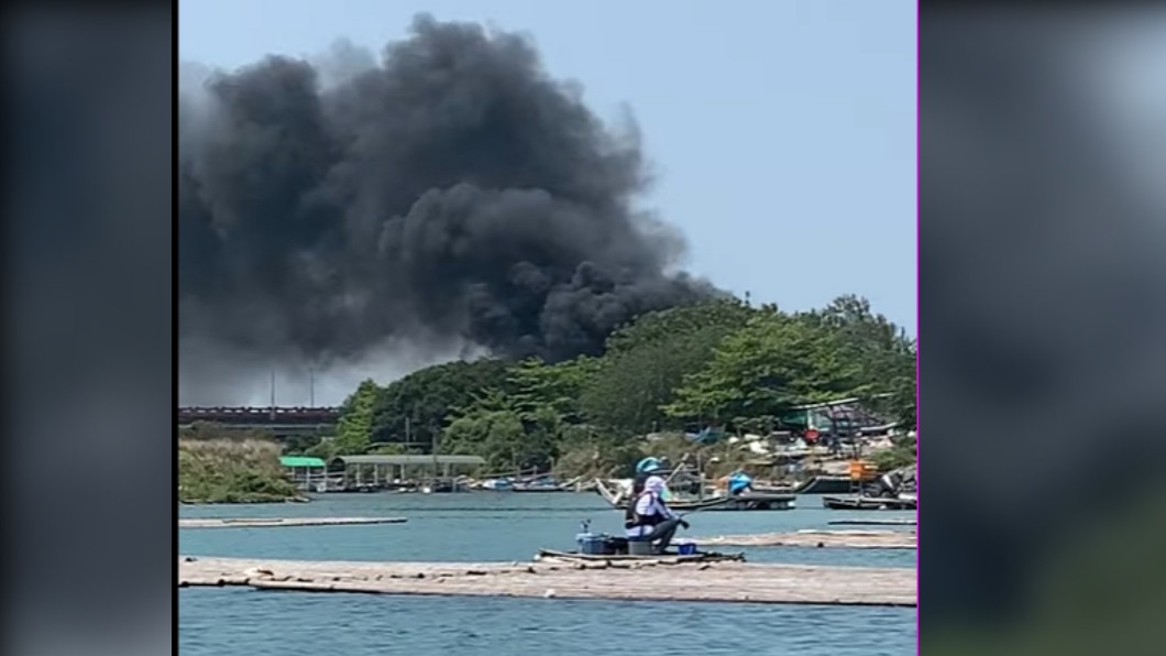 台江公園大火!黑煙如幕竄天 竟是情侶放炮釀禍