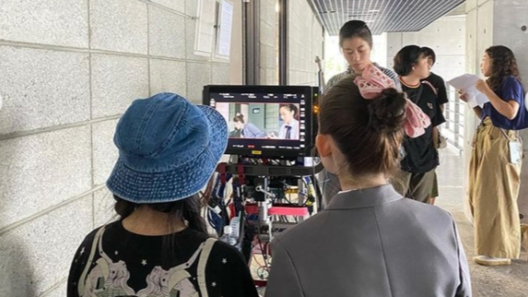《生而為人》也是吳兆絃第一部出演的電影。(圖/翻攝自吳兆絃IG)