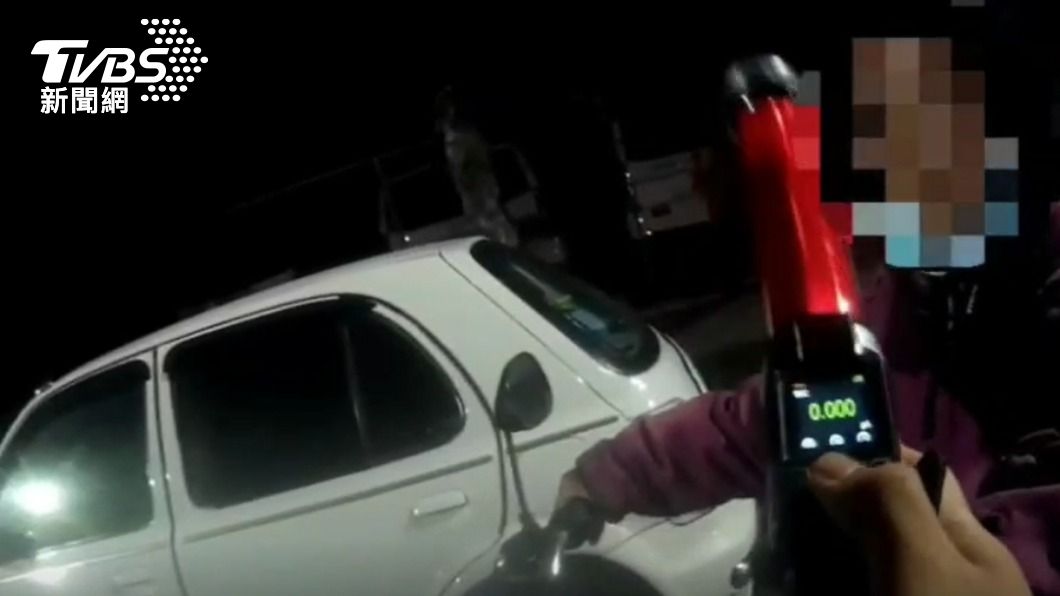慶生小酌!與警會車露餡 酒駕婦:不知電動自行車也算