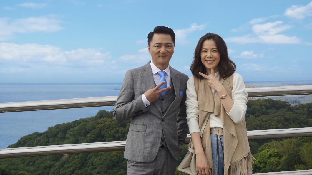 擋不住總裁之子熱烈追求 女星浪漫約會「嘴角失守」