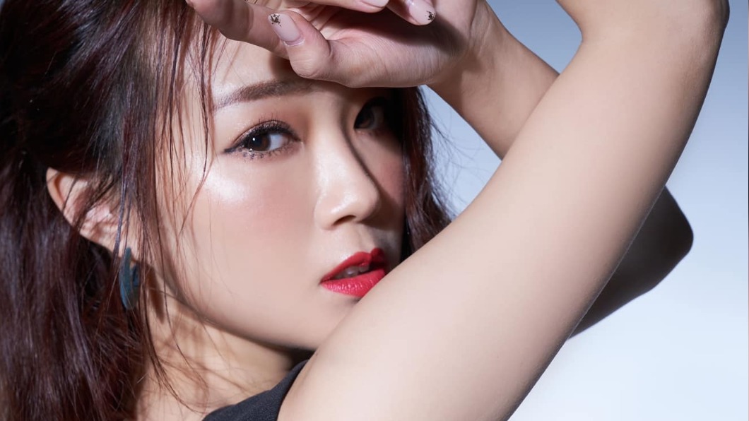 丫頭建議30歲以上的女性,別被數字綁架。(圖/翻攝自詹子晴丫頭小闆娘臉書)