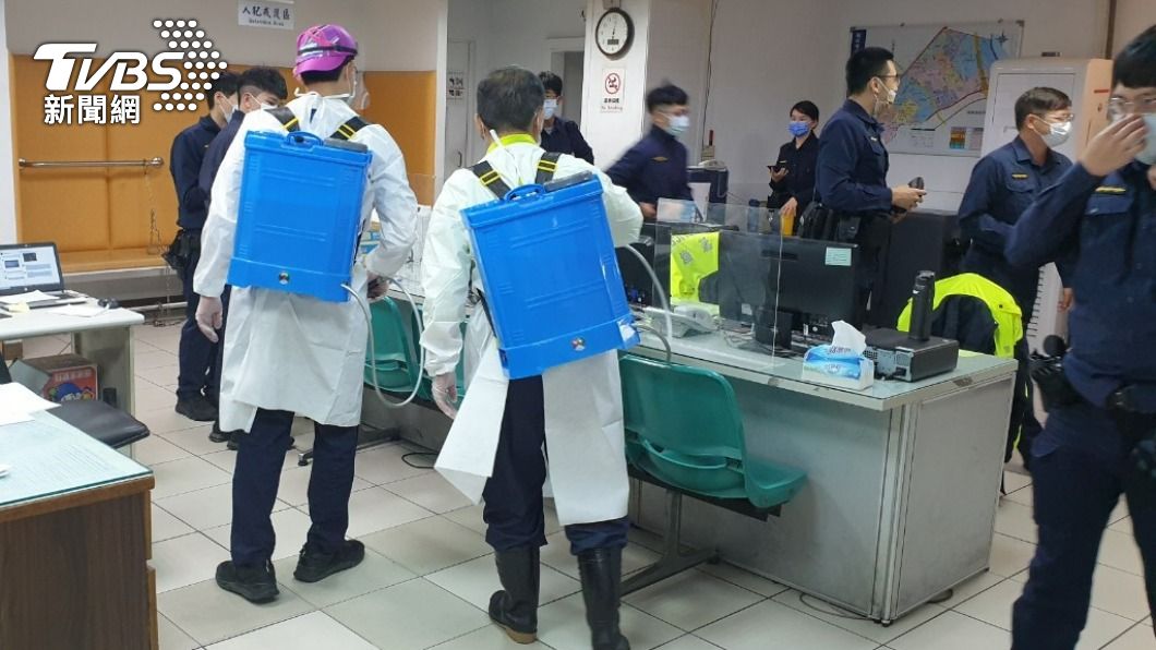 目前文聖所員警皆以進行快篩或PCR檢驗。(圖/TVBS)
