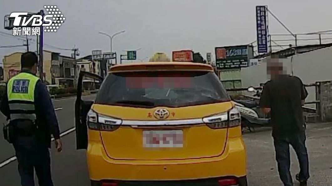 傳來陣陣酒味！小黃運將貪杯威士忌　上路載客遭吊照