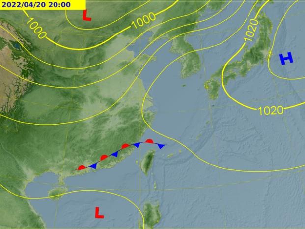 週三晚間到週四又有一波鋒面襲台。（圖／中央氣象局）