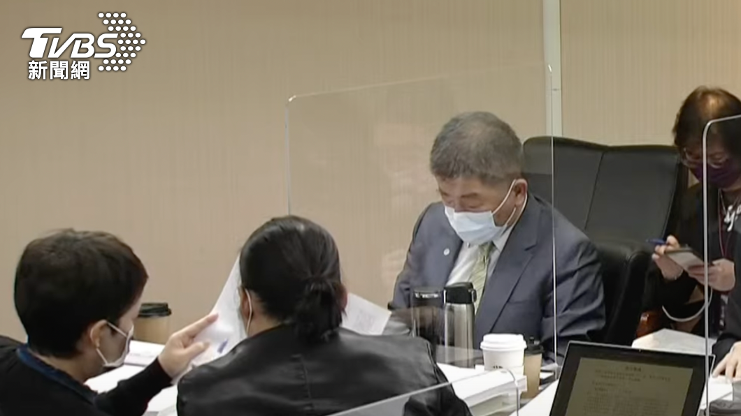 陳時中向立院告假 藍委爆「今天確診滿多的」