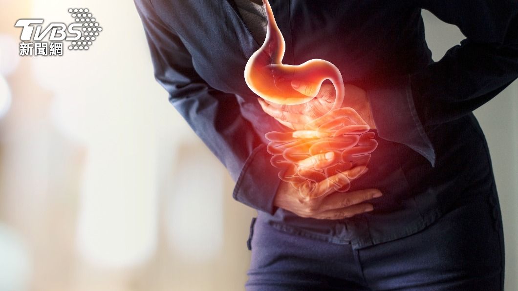 罹患胃潰瘍、胃食道逆流的人,不太適合大量喝咖啡。(示意圖/shutterstock達志影像)