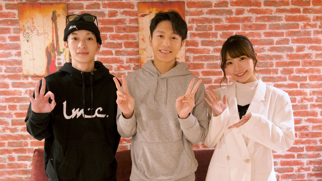 韋禮安推出〈如果可以〉日文版，（左起）Shanw尚融、韋禮安、藤井麻由。（圖／索尼音樂提供）