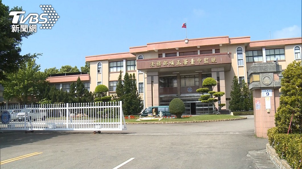 3姊弟遭休旅車撞飛2命危 中監「最速件」核准父親探視