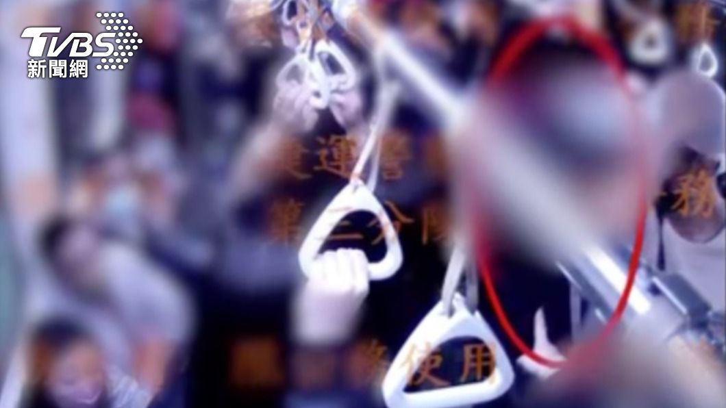 熱心民眾見狀,協助錄影蒐證。(圖/TVBS)