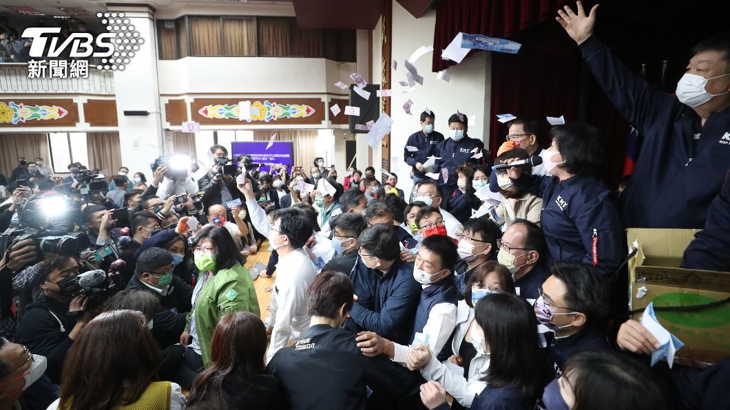 國務機要費除罪修法爆衝突 總統府盼理性討論