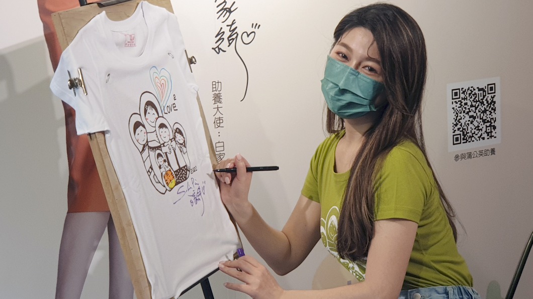 白家綺大女兒高中爆確診停課! 一回家先躲3歲兒小肚臍