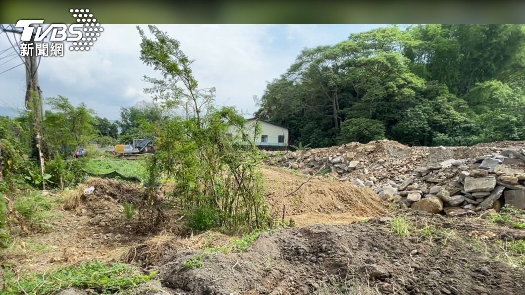 太誇張!亂倒土方廢棄物 被抓包是承攬竹山公所工程廠商