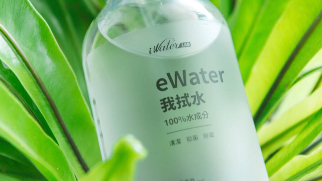 100%水成分的好用清潔劑 「eWater我拭水」隨噴隨擦