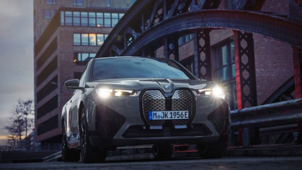 BMW將會發表多款電動新車,以完整陣容提升銷售量。(圖/翻攝自BMW)