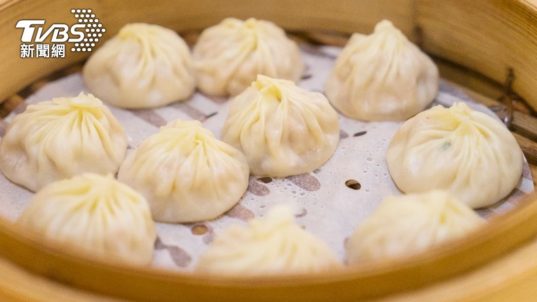 買湯包遇佛心老闆!她見整盒「塞好塞滿」 網笑:記得買魚