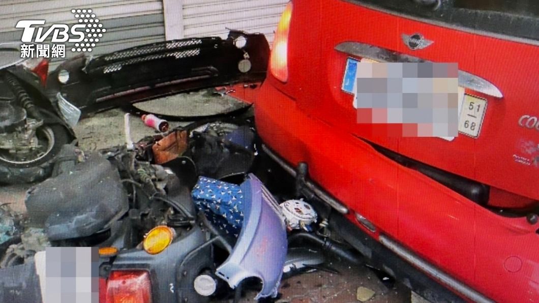 K歌酒駕撞死上班婦!23歲駕駛警局拉母陪跪 家屬怒:媽寶、不聞不問