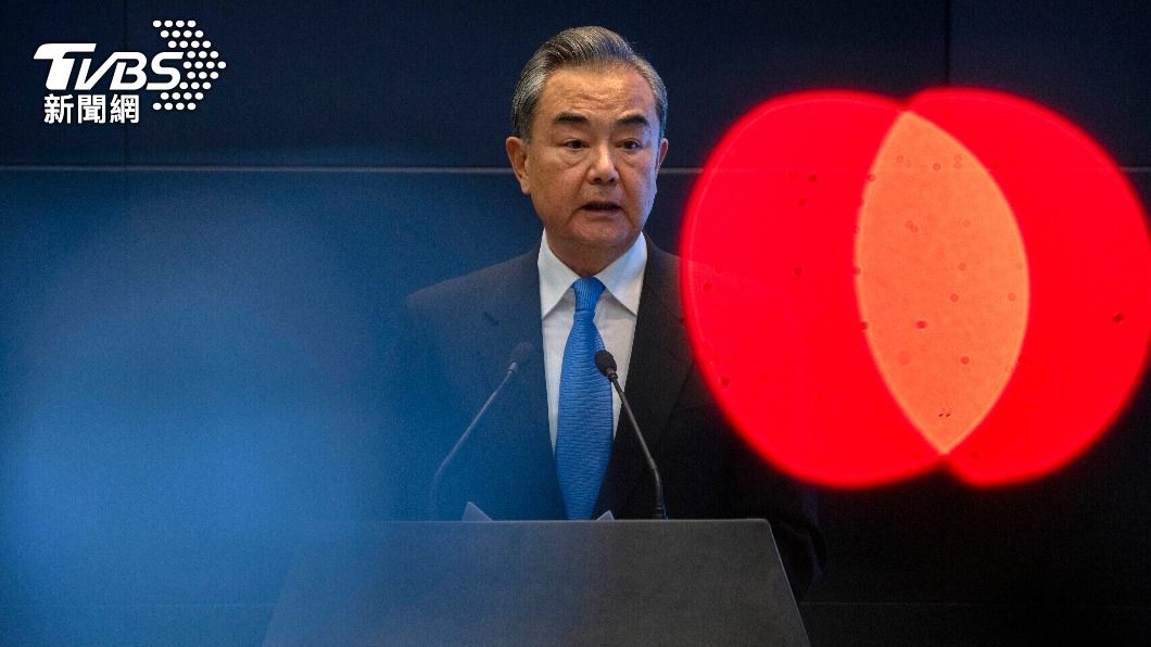 王毅發表題為《落實全球安全倡議，守護世界和平安寧》的文章。（圖／達志影像美聯社）