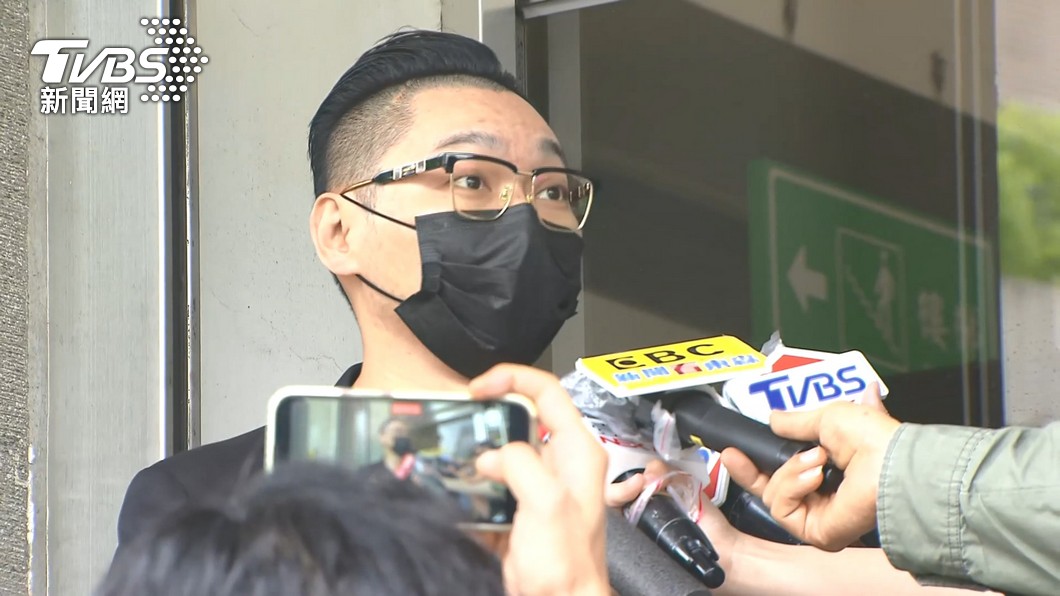 爆連千毅戰勾惡「警政早不爽」！小商人開大絕：再嗆背景沒關係
