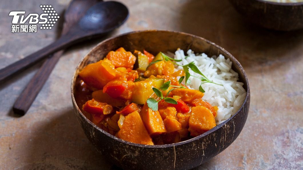 地瓜飯含有豐富維生素A。(示意圖/shutterstock達志影像)